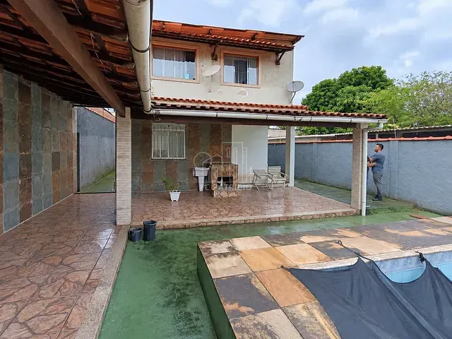 Casa com 500m² 4 quartos e 3 banheiros, à venda, no bairro Parada Modelo em Guapimirim