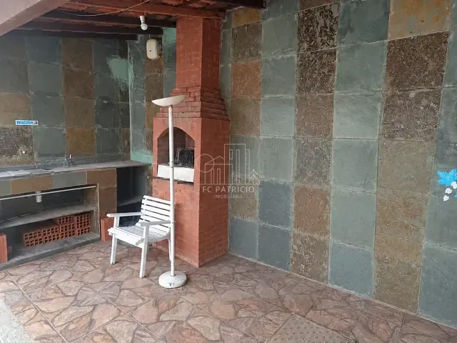 Casa com 500m² 4 quartos e 3 banheiros, à venda, no bairro Parada Modelo em Guapimirim