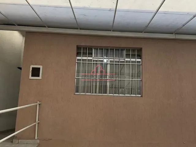 Casa com 225m² 3 quartos e 2 banheiros, à venda, no bairro Vila Morellato em Barueri