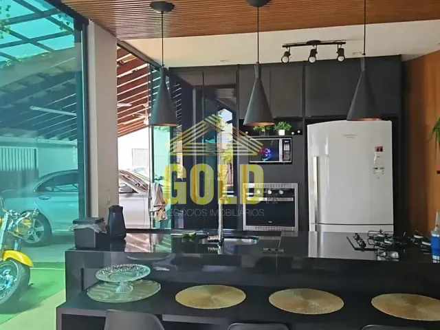 Casa com 325m² 2 quartos e 2 banheiros, à venda ou para alugar, no bairro Esperança em Londrina
