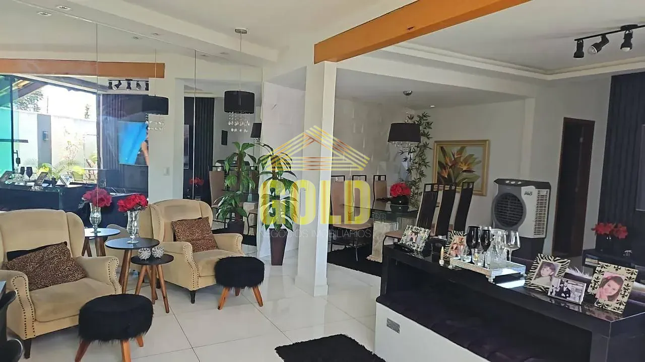 Casa, 2 quartos, 155 m² - Foto 1