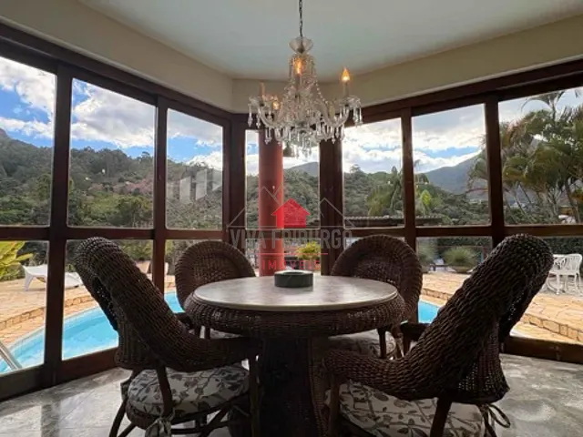 Casa 5 quartos e 7 banheiros, à venda, no bairro Cônego em Nova Friburgo