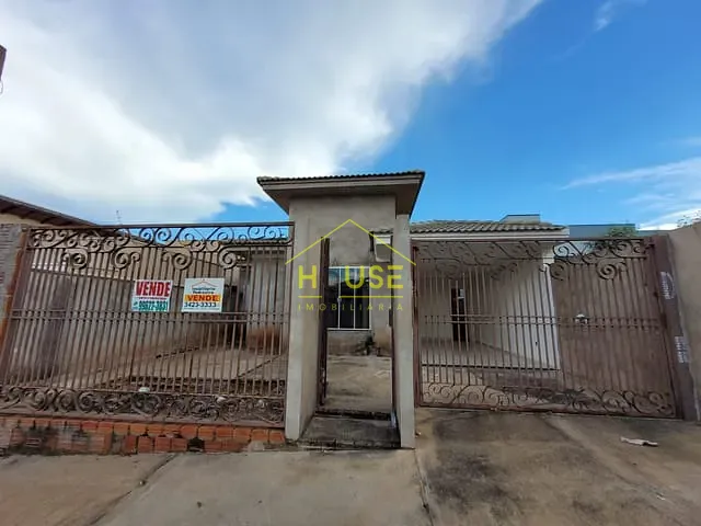 Casa com 214m² 2 quartos e 2 banheiros, à venda, no bairro Jardim Portal dos Lagos em Votuporanga