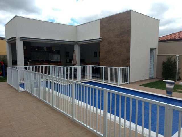Casa com 450m² 3 quartos e 4 banheiros, à venda, no bairro Condominio Villaggio Capriccio em Louveira