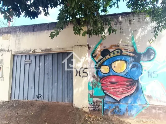 Casa com 620m² 3 quartos e 4 banheiros, à venda, no bairro Setor Leste Vila Nova em Goiânia