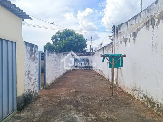 Casa com 620m² 3 quartos e 4 banheiros, à venda, no bairro Setor Leste Vila Nova em Goiânia