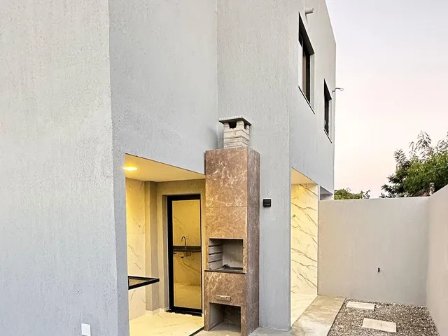 Casa 3 quartos e 4 banheiros, à venda, no bairro Aruana em Aracaju