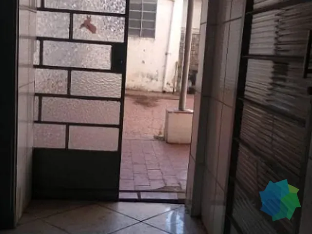 Casa com 603m² 4 quartos e 3 banheiros, à venda, no bairro Centro em Salto