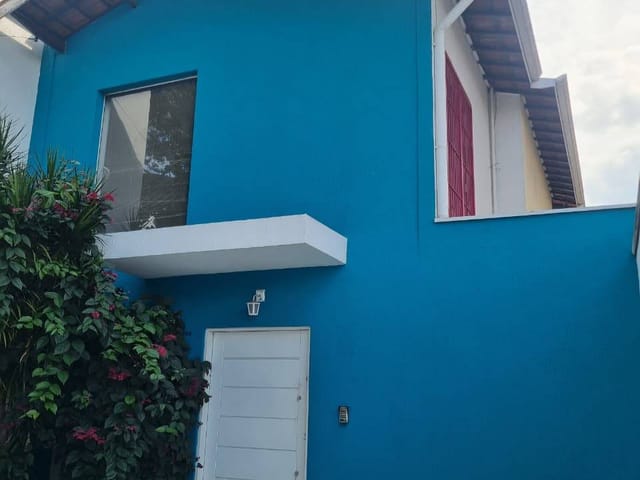 Casa à venda ou para alugar, no bairro Jardim Pitangueiras I em Jundiaí