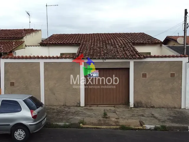 Casa com 200m² 3 quartos e 1 banheiro, à venda, no bairro Vila Penha do Rio do Peixe em Itapira