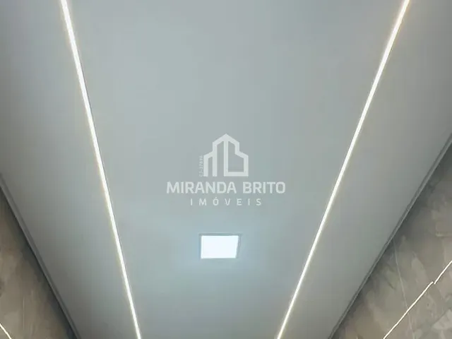 Casa com 195m² 3 quartos e 2 banheiros, à venda, no bairro Parque Hayala em Aparecida de Goiânia