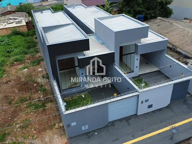 Casa com 195m² 3 quartos e 2 banheiros, à venda, no bairro Parque Hayala em Aparecida de Goiânia
