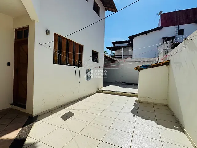 Casa para alugar, no bairro Candeias em Vitória da Conquista