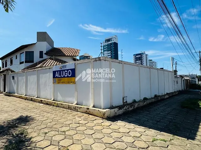 Casa para alugar, no bairro Candeias em Vitória da Conquista