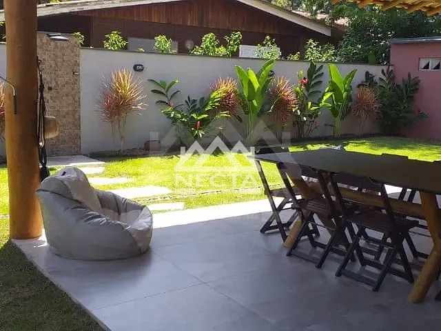 Casa com 263m² 3 quartos e 4 banheiros, à venda, no bairro MARTIM DE SA em Caraguatatuba
