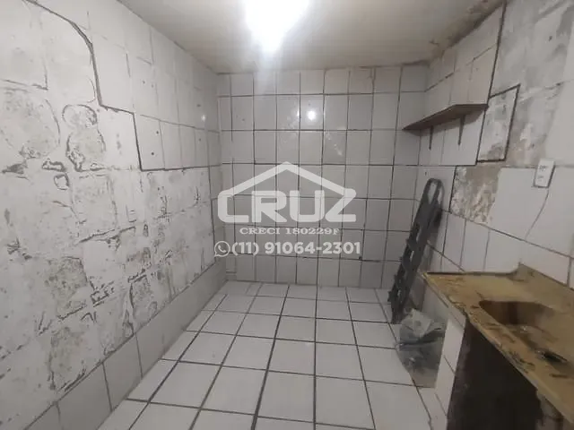 Casa com 30m² 1 quarto e 1 banheiro, para alugar, no bairro Serpa em Caieiras