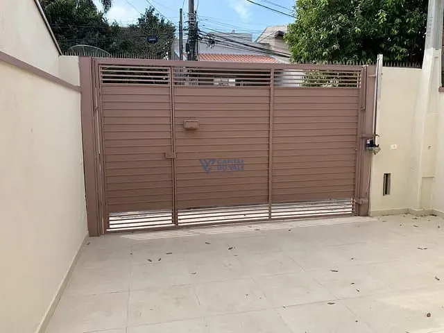 Casa com 125m² 2 quartos e 2 banheiros, à venda, no bairro Jardim Nova República em São José dos Campos