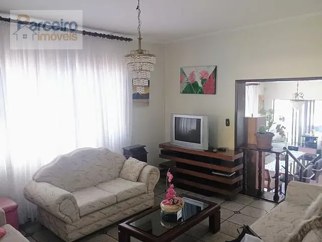 Casa com 184m² 3 quartos e 2 banheiros, à venda ou para alugar, no bairro Vila Matilde em São Paulo