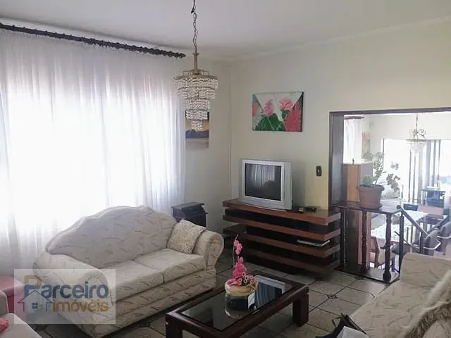 Casa com 184m² 3 quartos e 2 banheiros, à venda ou para alugar, no bairro Vila Matilde em São Paulo