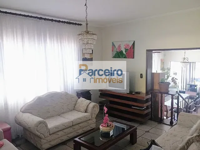 Casa com 184m² 3 quartos e 2 banheiros, à venda ou para alugar, no bairro Vila Matilde em São Paulo