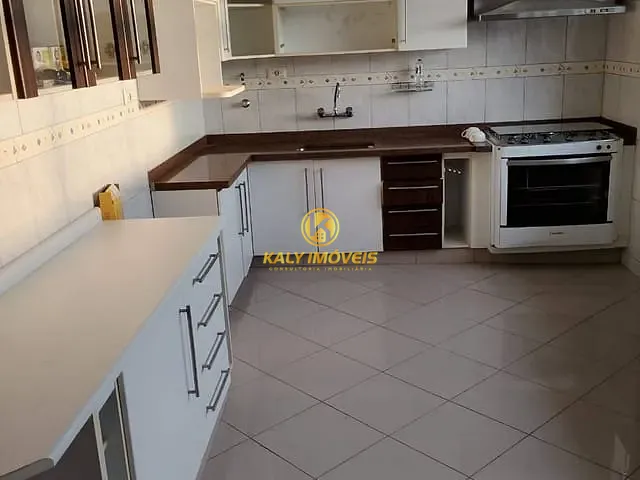 Casa com 245m² 3 quartos e 3 banheiros, à venda, no bairro Jardim São Caetano em São Caetano do Sul
