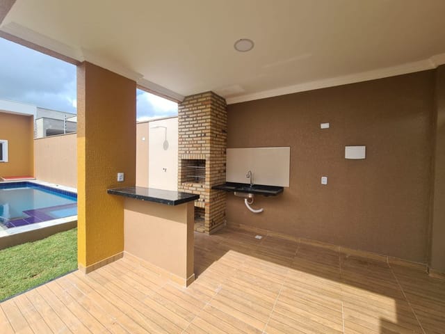 Casa com 253m² 3 quartos e 2 banheiros, à venda, no bairro Lagoinha em Paraipaba