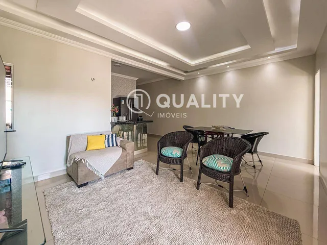 Casa com 253m² 3 quartos e 2 banheiros, à venda, no bairro Lagoinha em Paraipaba