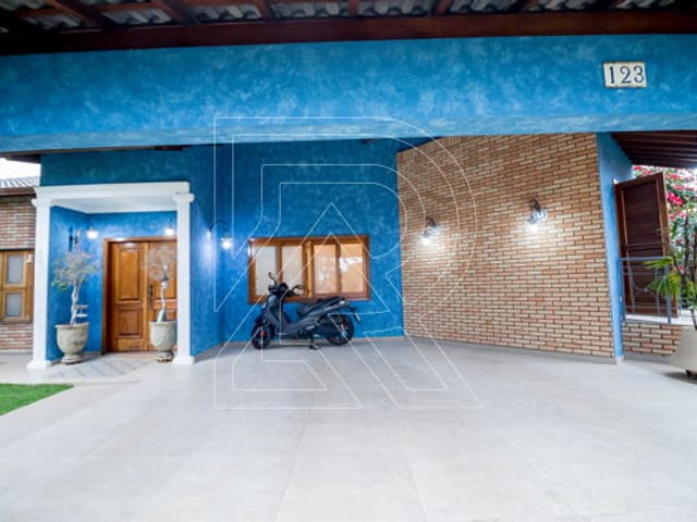 Casa com 1000m² 3 quartos e 5 banheiros, à venda, no bairro Pinhal em Cabreúva