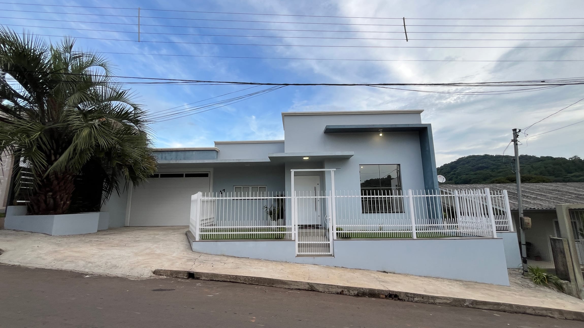 Casa Mobiliada à venda
