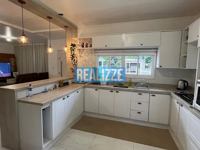 Casa com 330m² 2 quartos e 2 banheiros, à venda, no bairro Constante Fuga em Marau