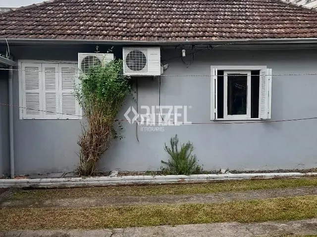 Casa com 350m² 1 quarto e 1 banheiro, à venda, no bairro Guarani em Novo Hamburgo