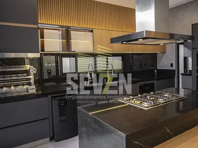 Casa com 360m² 3 quartos e 5 banheiros, à venda, no bairro Vila Aviação em Bauru