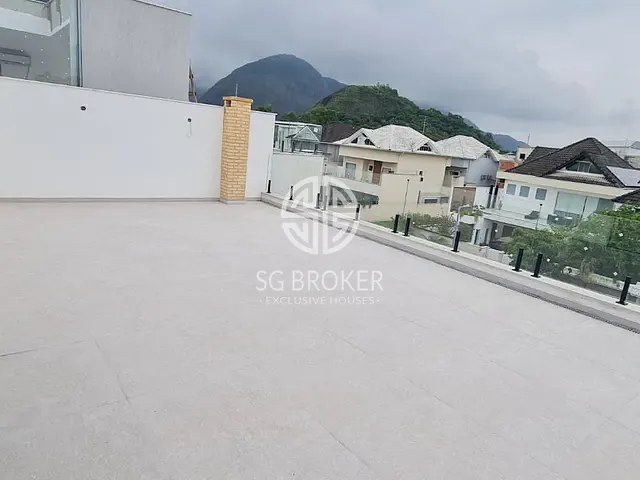 Casa com 245m² 3 quartos e 5 banheiros, à venda, no bairro Recreio dos Bandeirantes em Rio de Janeiro