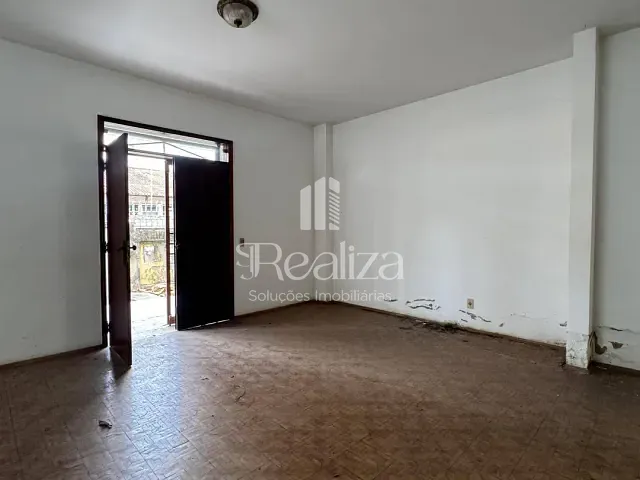 Casa 7 quartos e 4 banheiros, à venda, no bairro Castália em Itabuna