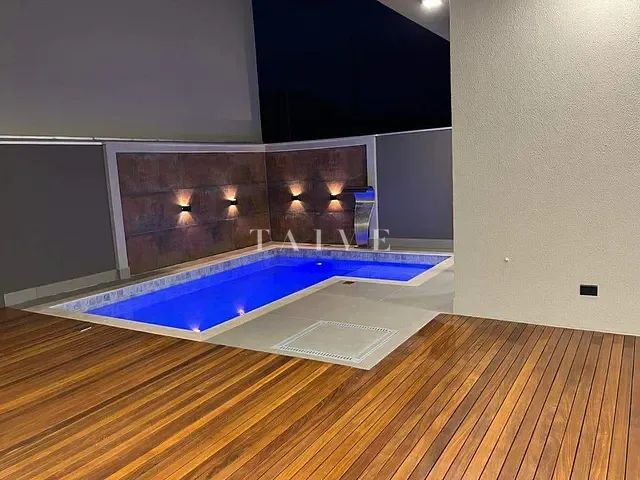 Casa com 300m² 3 quartos e 4 banheiros, à venda, no bairro Loteamento Residencial Portal do Lago em Cambé
