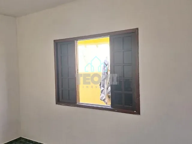 Casa com 125m² 2 quartos e 2 banheiros, à venda, no bairro CECAP em Taubaté