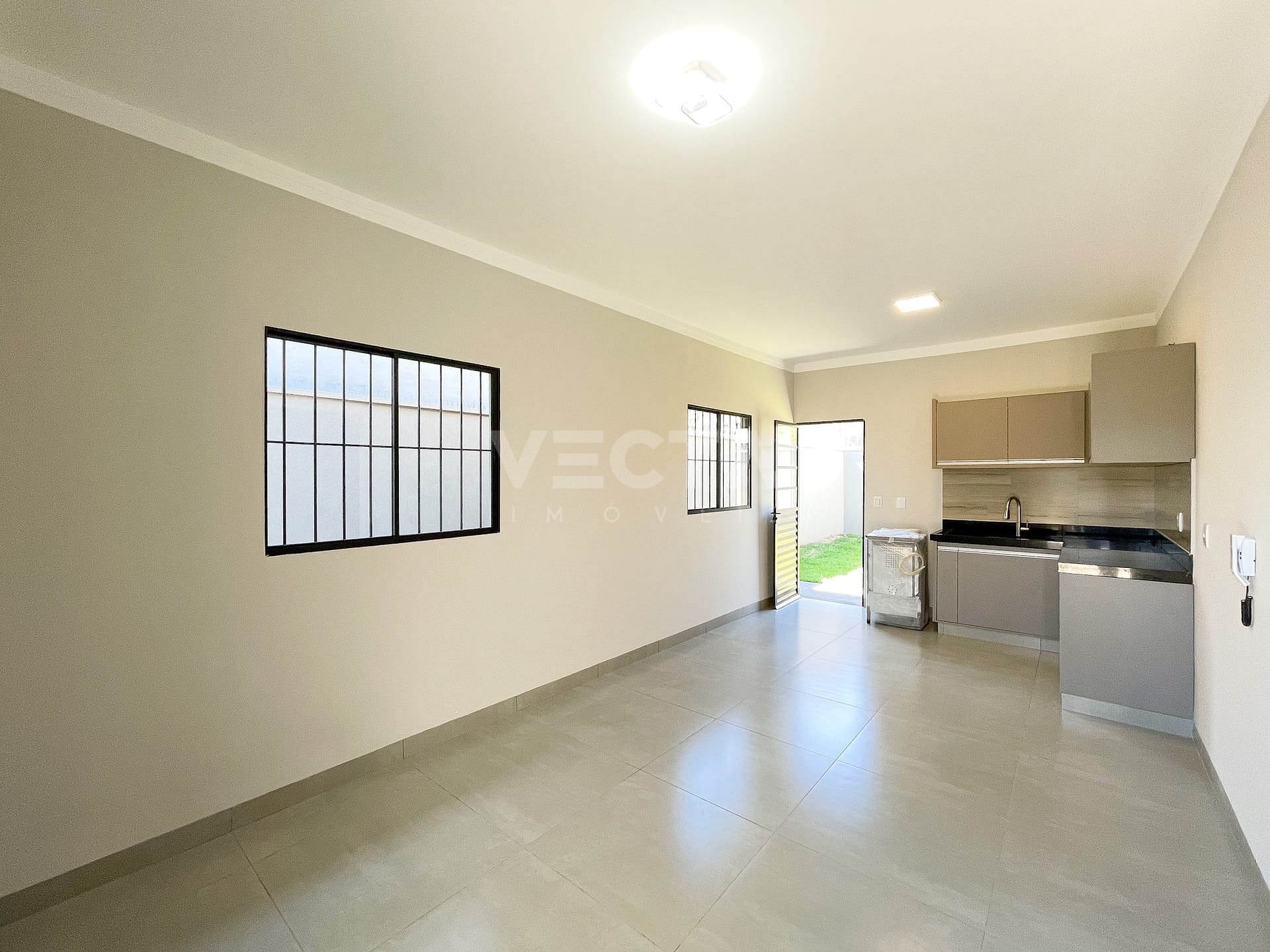 Casa à venda com 2 quartos, 55m² - Foto 7