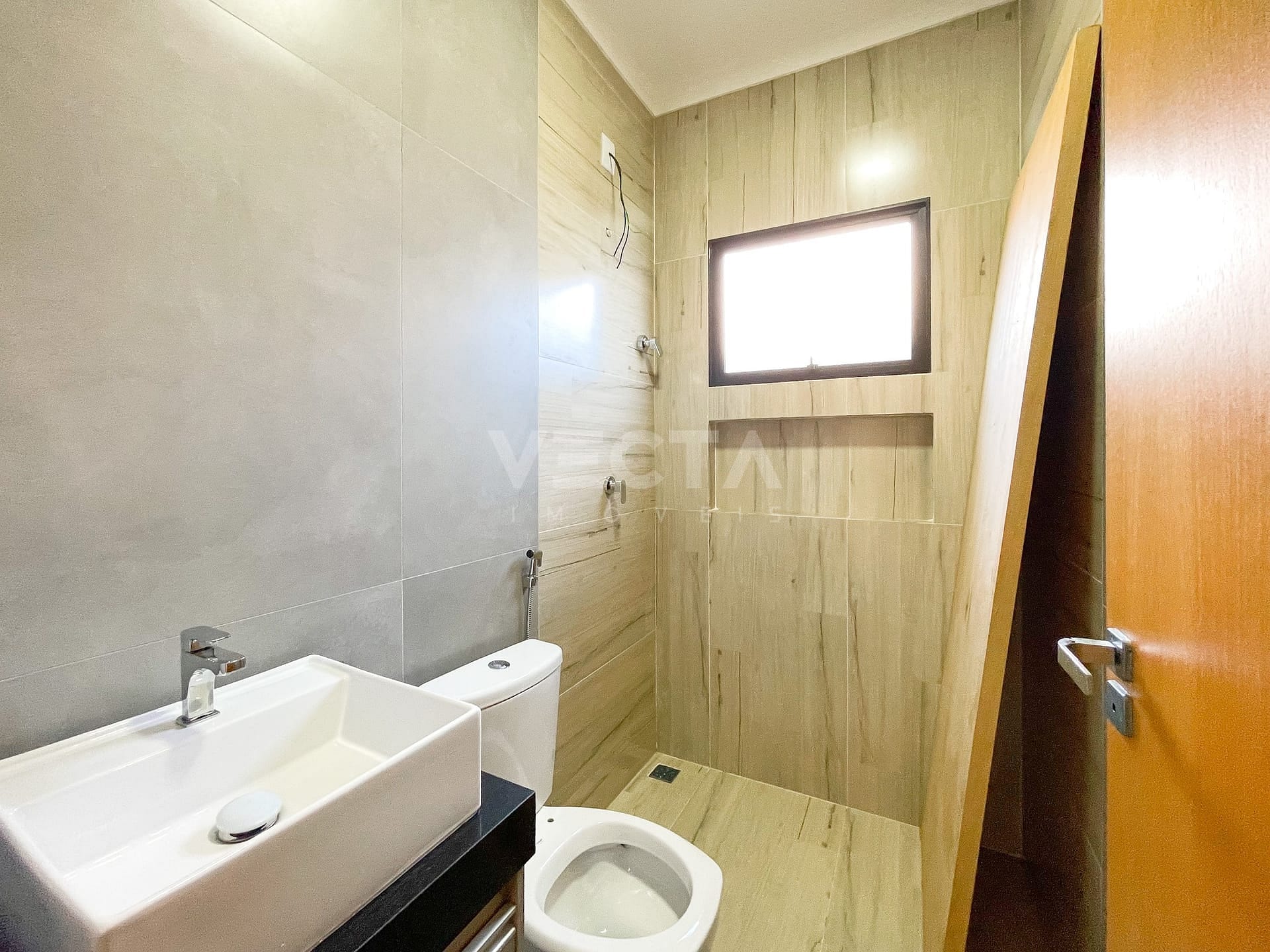 Casa à venda com 2 quartos, 55m² - Foto 10