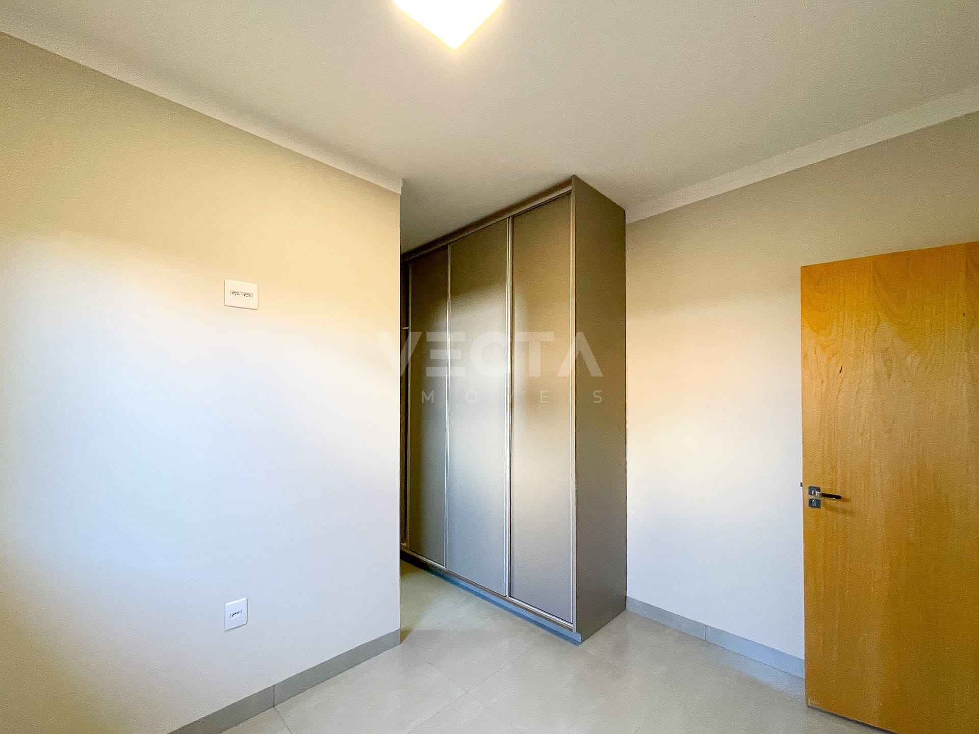Casa à venda com 2 quartos, 55m² - Foto 12