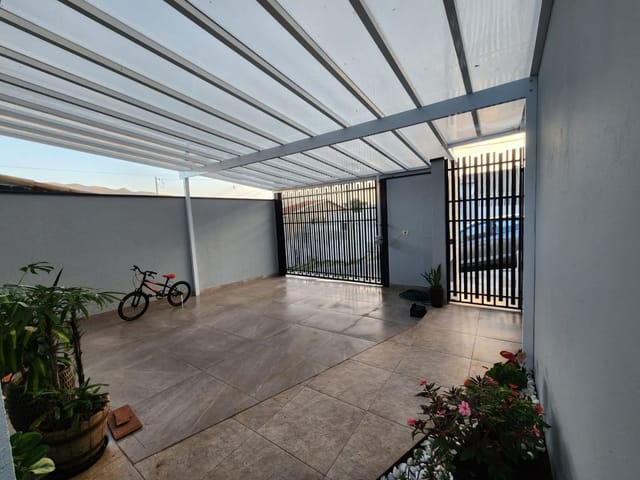 Casa com 150m² 2 quartos e 2 banheiros, à venda, no bairro Campos Olivotti em Extrema