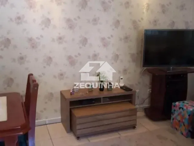 Casa com 150m² 4 quartos e 3 banheiros, à venda, no bairro Jardim Umuarama em Osasco