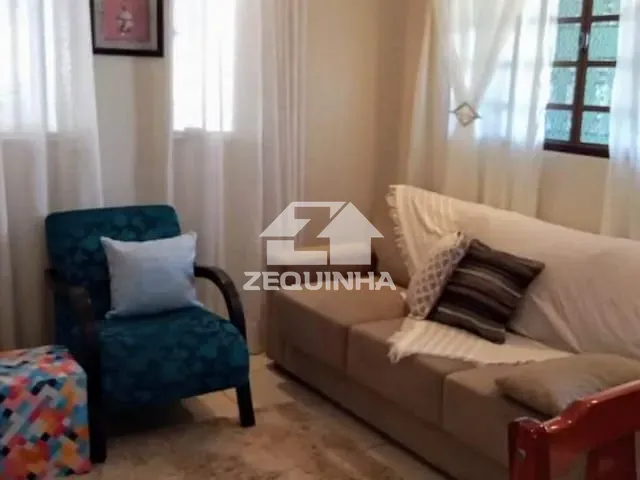 Casa com 150m² 4 quartos e 3 banheiros, à venda, no bairro Jardim Umuarama em Osasco