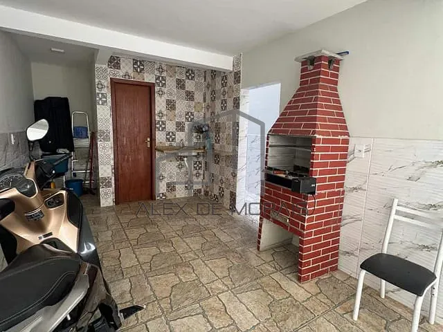 Casa 3 quartos e 3 banheiros, à venda, no bairro Caratoíra em Vitória
