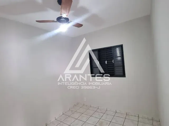 Casa 2 quartos e 1 banheiro, para alugar, no bairro Residencial Ide Daher em Barretos