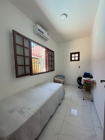 Casa com 310m² 3 quartos e 2 banheiros, à venda ou para alugar, no bairro Horto Municipal em Campos dos Goytacazes