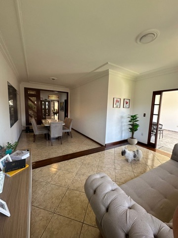 Casa com 310m² 3 quartos e 2 banheiros, à venda ou para alugar, no bairro Horto Municipal em Campos dos Goytacazes