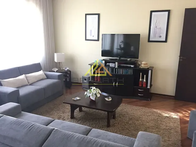 Casa com 600m² 3 quartos e 2 banheiros, à venda, no bairro Horto Florestal em São Paulo