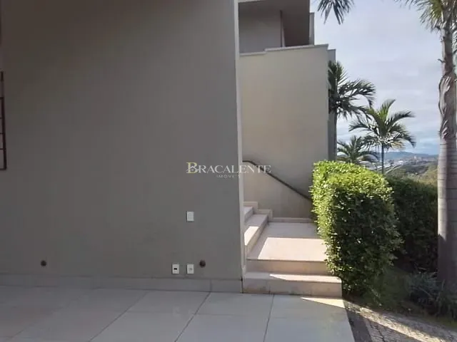 Casa 4 quartos e 4 banheiros, à venda, no bairro Chácaras Silvania em Valinhos