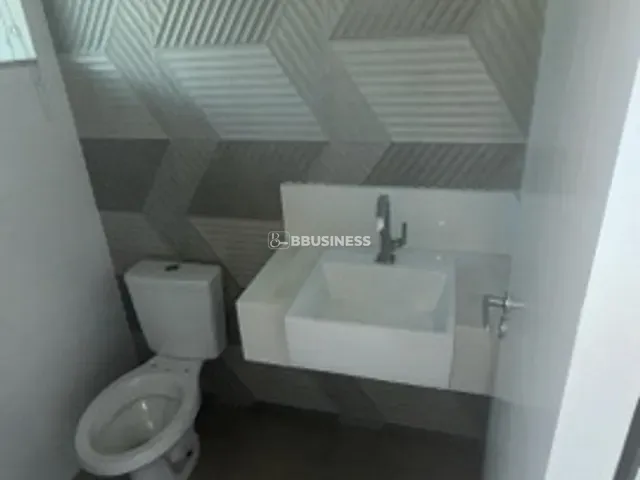 Casa com 75m² 3 quartos e 2 banheiros, para alugar, no bairro Parque Alphaville II em Campos dos Goytacazes