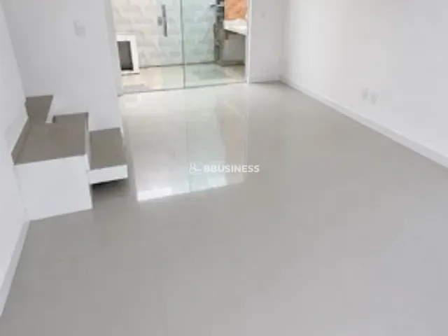 Casa com 75m² 3 quartos e 2 banheiros, para alugar, no bairro Parque Alphaville II em Campos dos Goytacazes